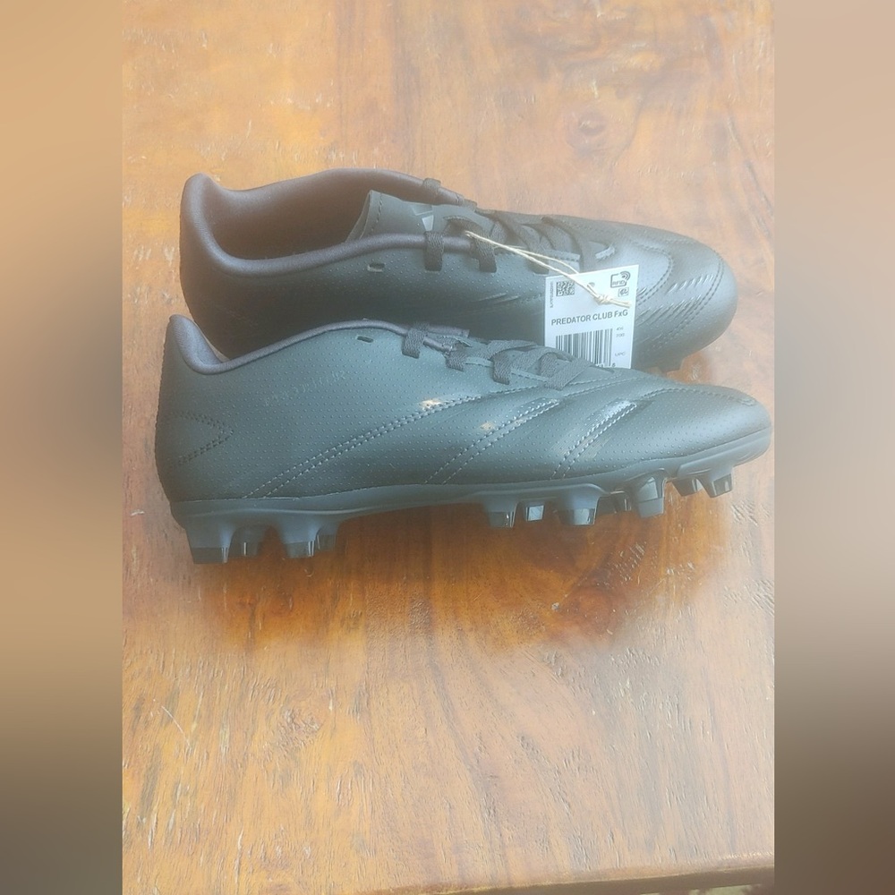 adidas PREDATOR CLUB FxG